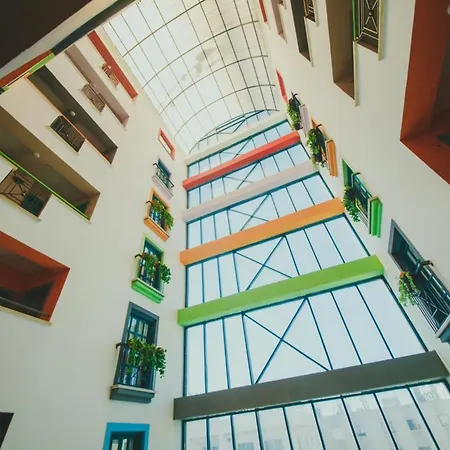 Hotel Royal *